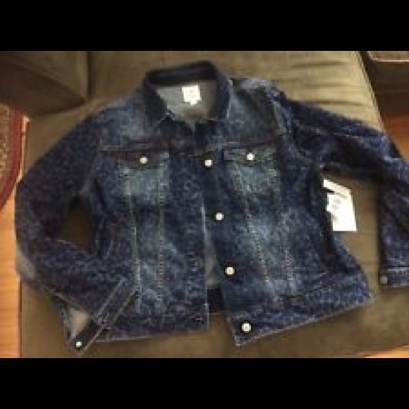 LuLaRoe Jackets & Blazers - 2xl cheetah Harvey